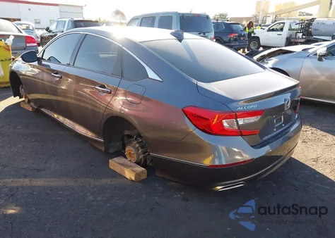 2019 Honda Accord Touring 2.0T из США, поврежденный, VIN 1HGCV2F9XKA024739